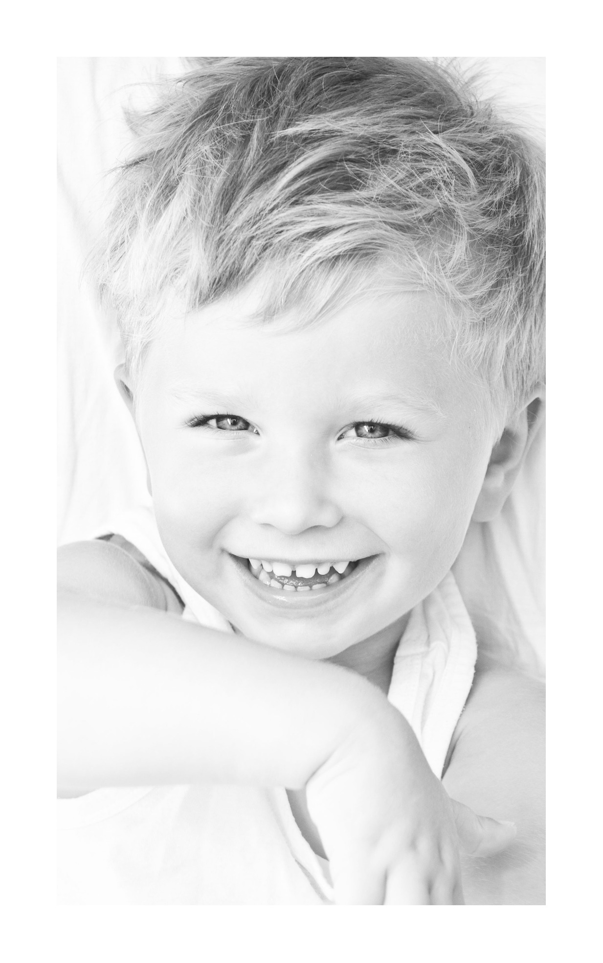 ArtToFrames Custom White Crisp Picture Photo Mat Board - 4 Ply PH Neutral Paper - USA Made